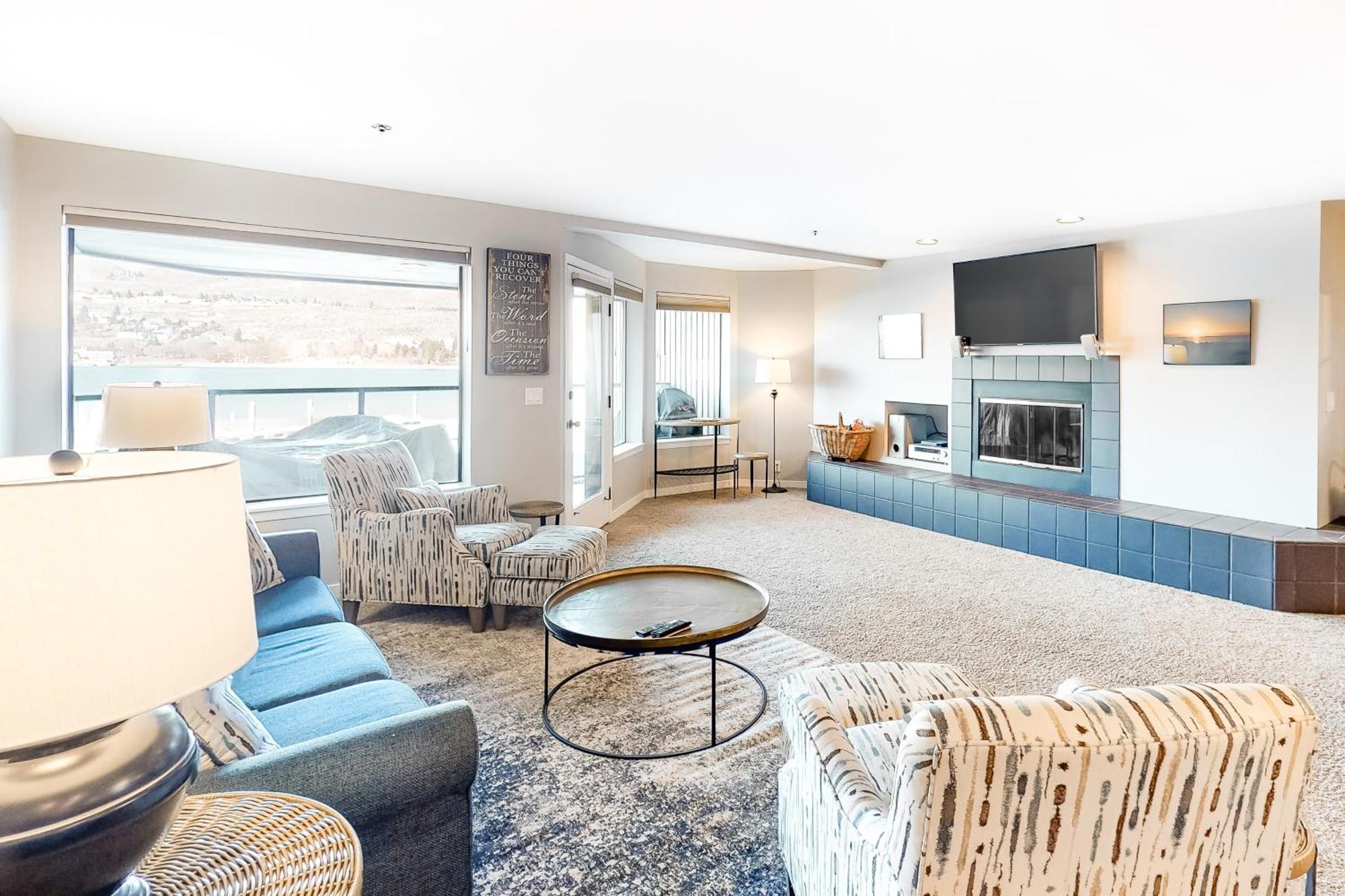 Villa Downtown Dream At Peterson'S Waterfront à Chelan Chambre photo