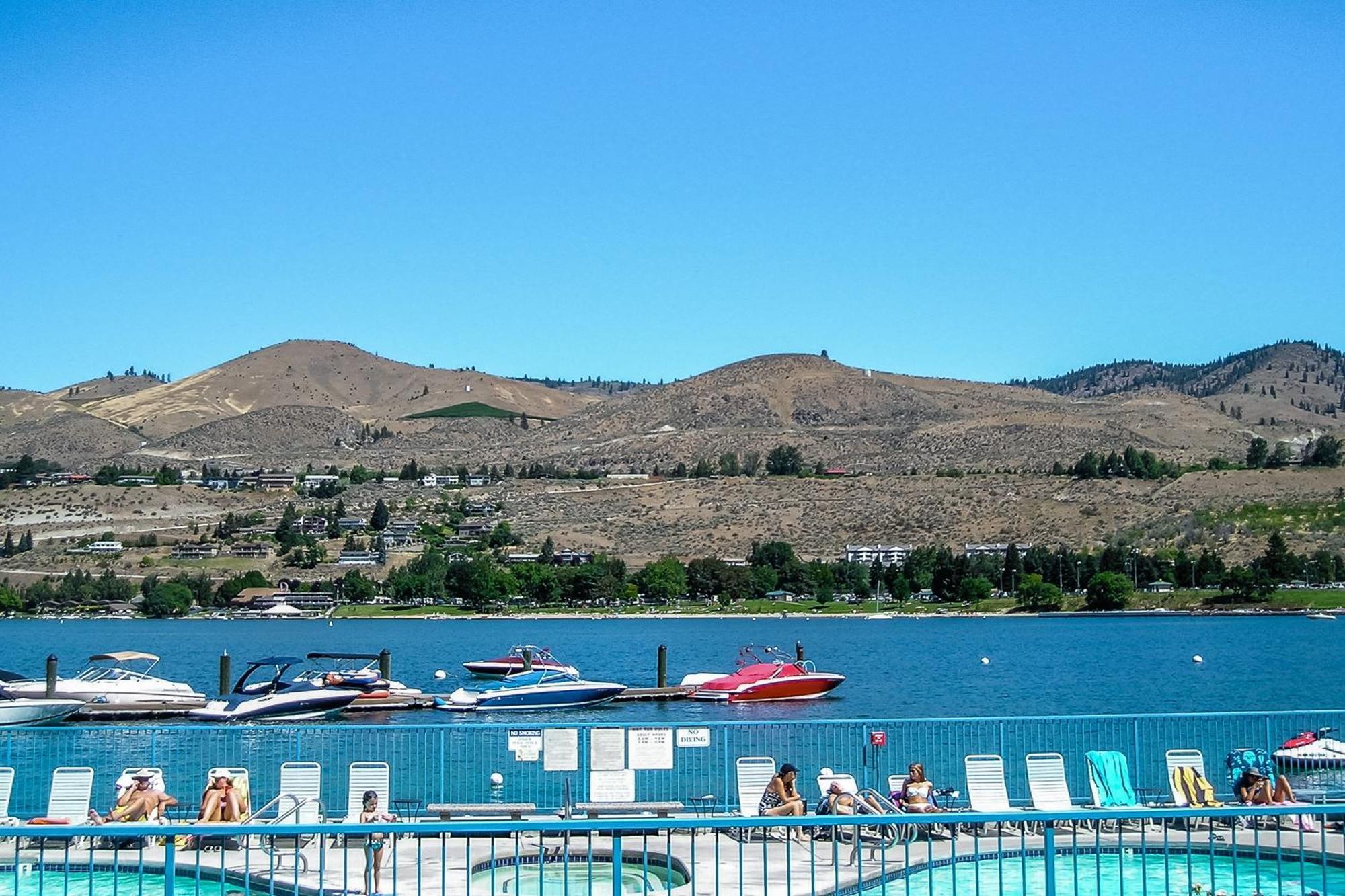 Villa Downtown Dream At Peterson'S Waterfront à Chelan Chambre photo