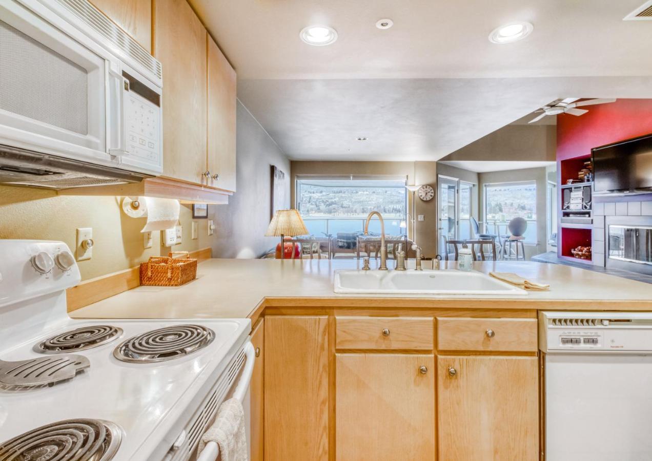 Villa Downtown Dream At Peterson'S Waterfront à Chelan Extérieur photo