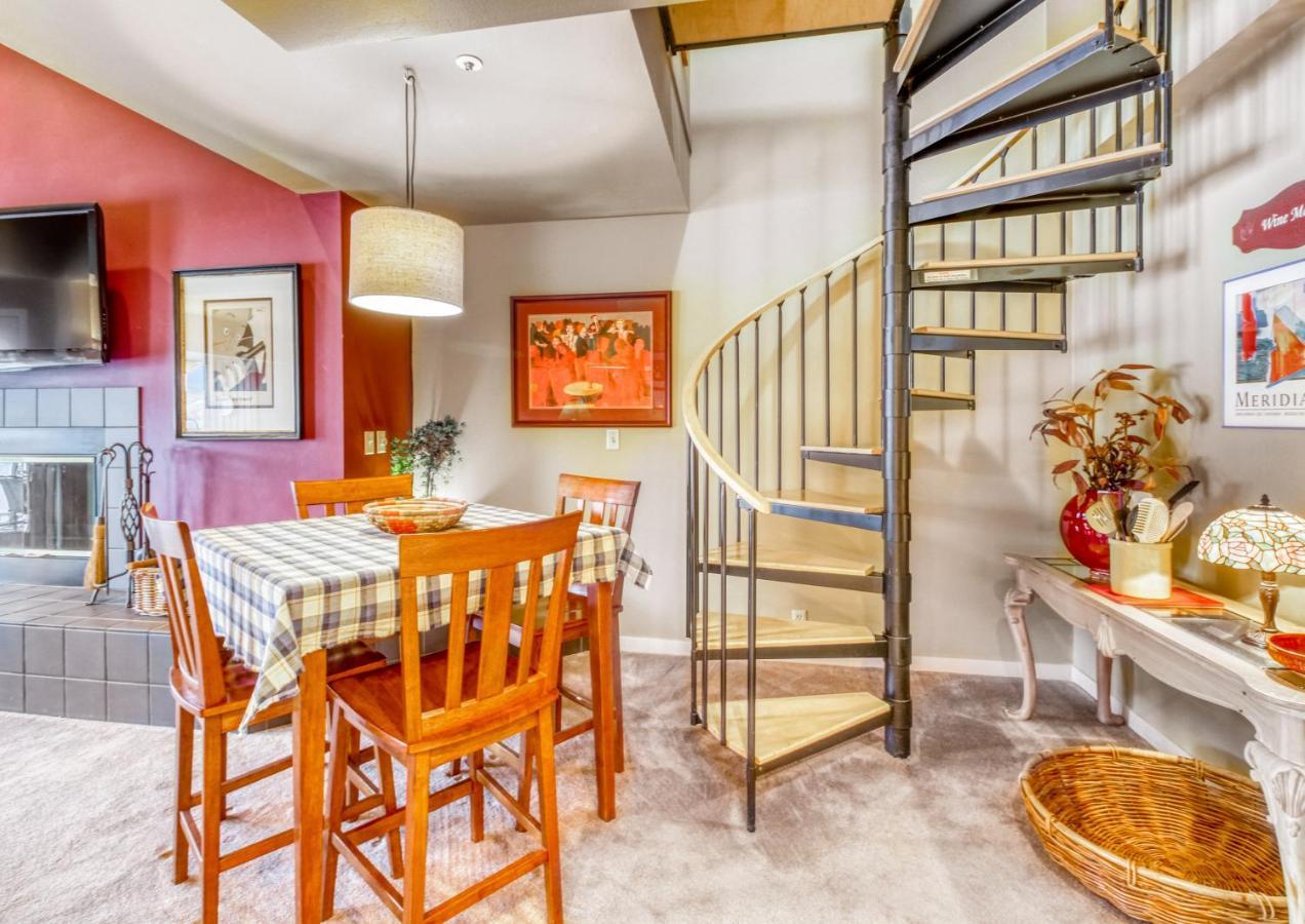 Villa Downtown Dream At Peterson'S Waterfront à Chelan Extérieur photo