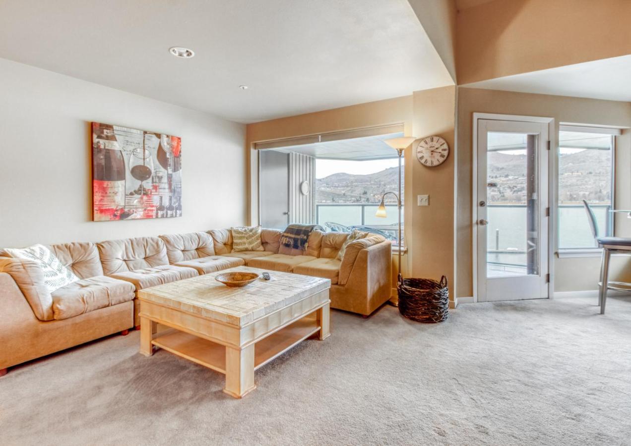 Villa Downtown Dream At Peterson'S Waterfront à Chelan Extérieur photo